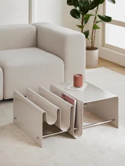 Mesita de metal con revistero Julia