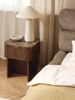 Mesita de noche de madera con tablero de mármol Zumi