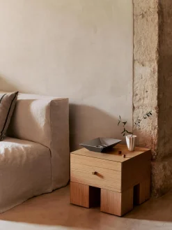 Mesita de noche Kuben