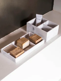 Organizador de cosméticos en look mármol Karla