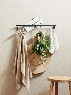 Perchero Malo, 6 ganchos