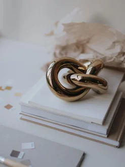 Pieza decorativa artesanal Knot, 6 cm