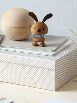 Pieza decorativa de madera de roble Fuzzle