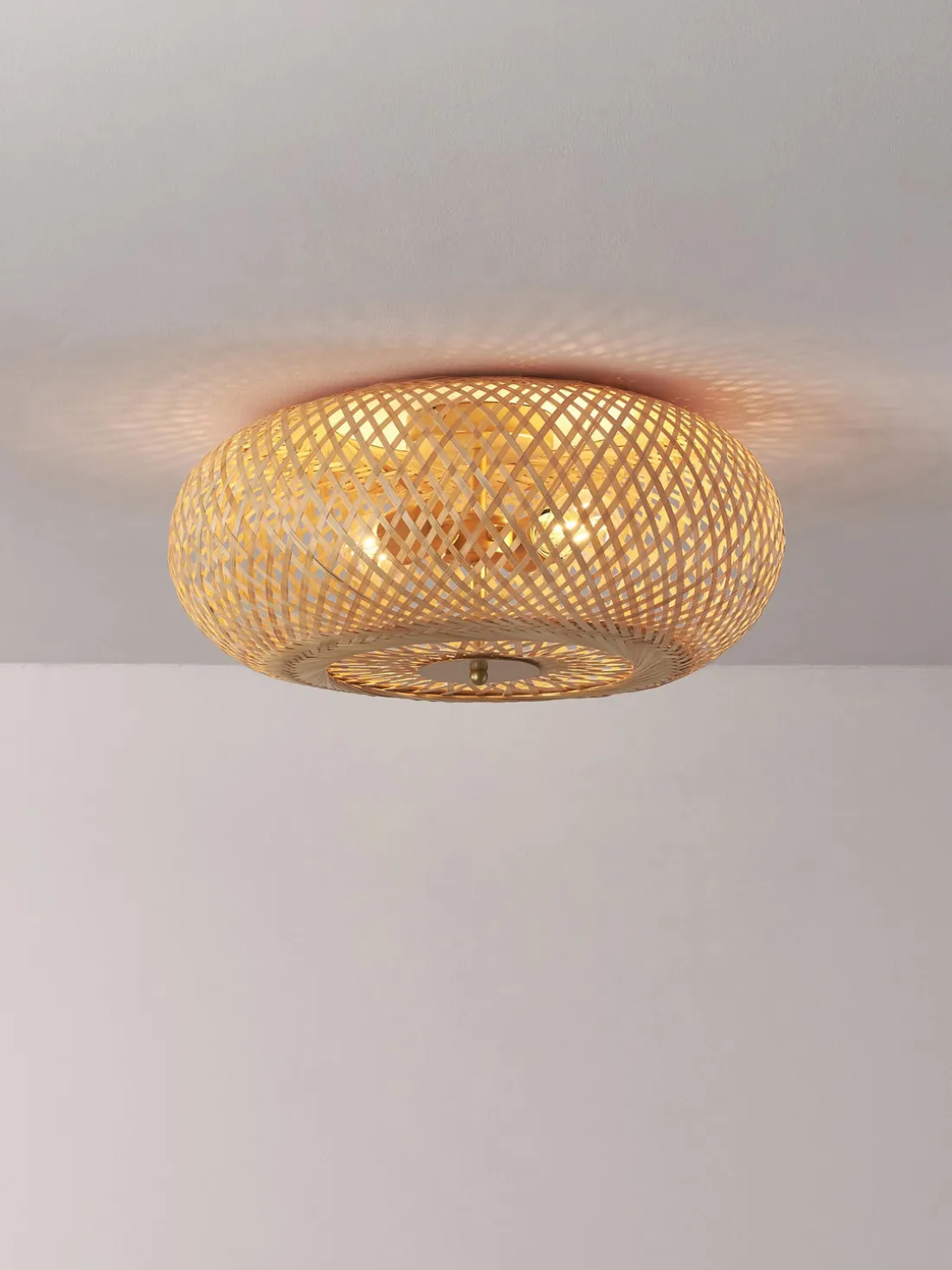 Plafón de bambú de diseño Evelyn