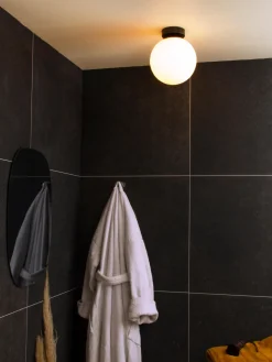 Plafón pequeño de vidrio opalino Lido