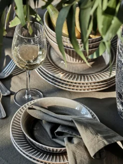 Plato de postre Pleat