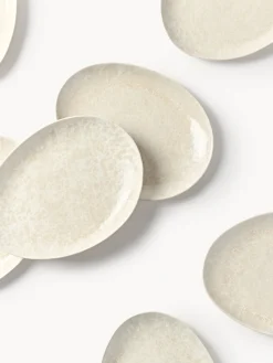 Platos llanos artesanales de forma orgánica Macey, 4 uds.