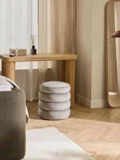 Puf de terciopelo con espacio de almacenamiento Alto