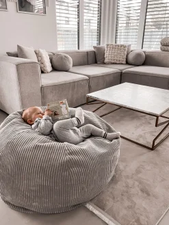 Puf infantil artesanal de pana Flora