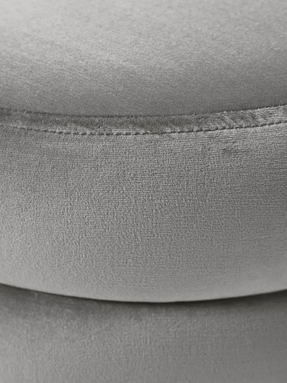 Puf reposapiés de terciopelo Alto