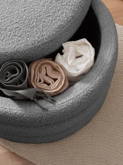 Puf reposapiés grande en tejido bouclé con espacio de almacenamiento Alto