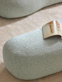 Reposapiés puf grande en tejido bouclé Alba