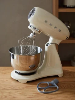 Robot amasador 50's Style