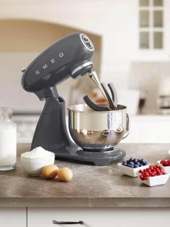 Robot amasador 50's Style