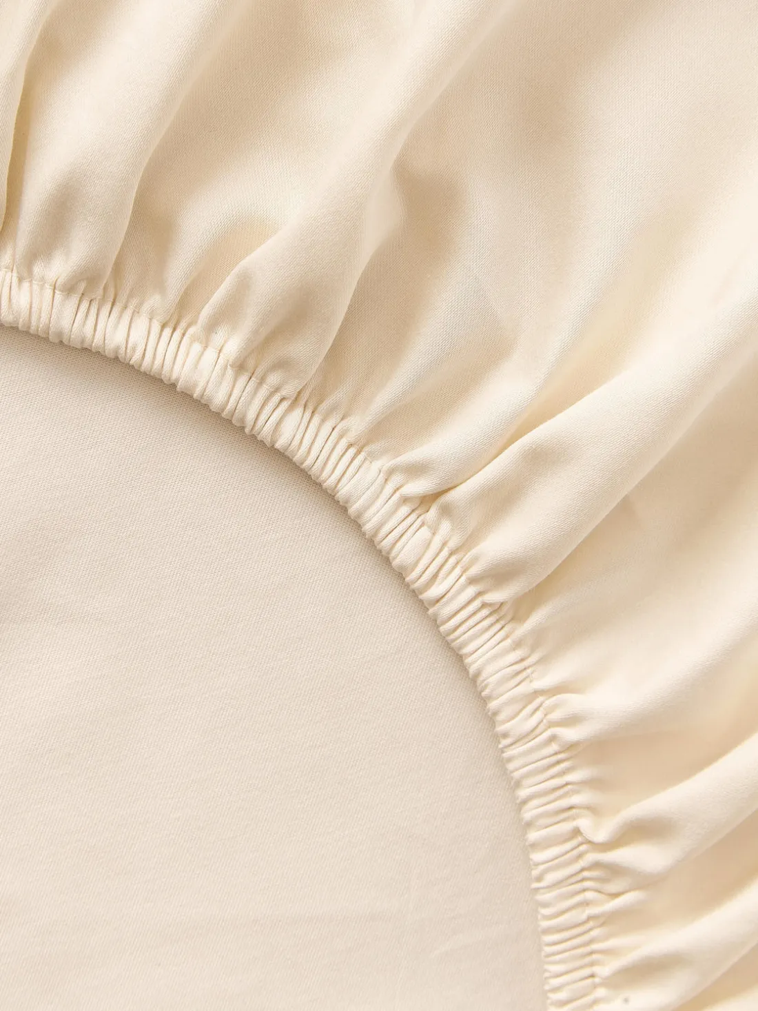 Sábana bajera de satén Premium