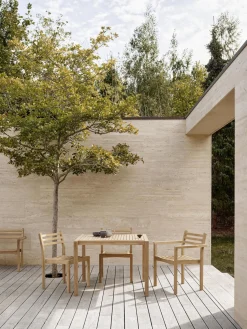 Silla de jardín apilable de madera de teca AH502