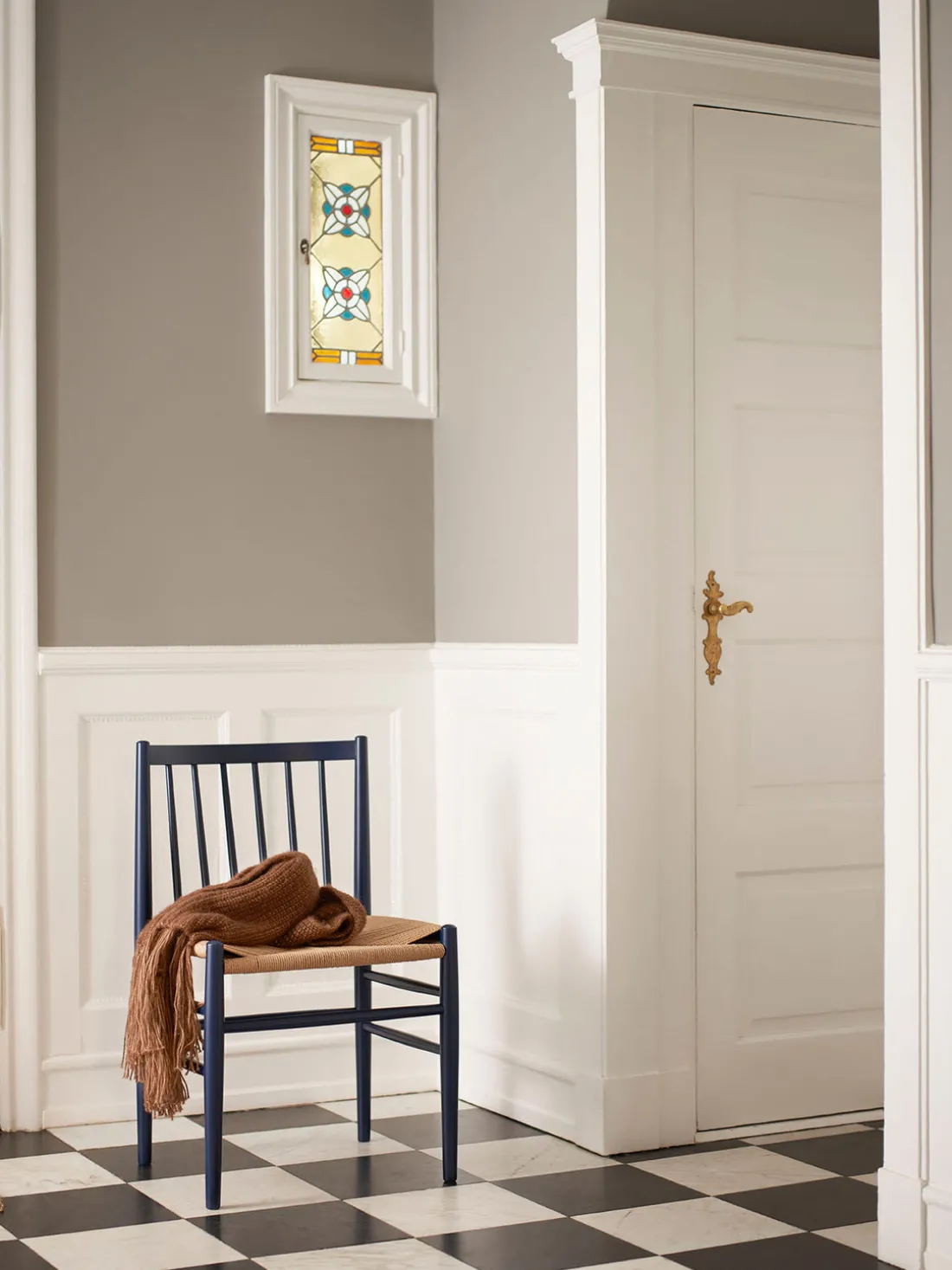 Silla de madera artesanal J80