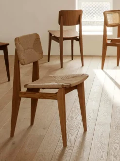 Silla de madera de nogal con asiento trenzado C-Chair
