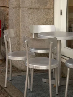 Silla de metal Tasca