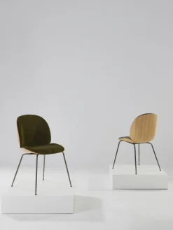 Silla de terciopelo con asiento Beetle