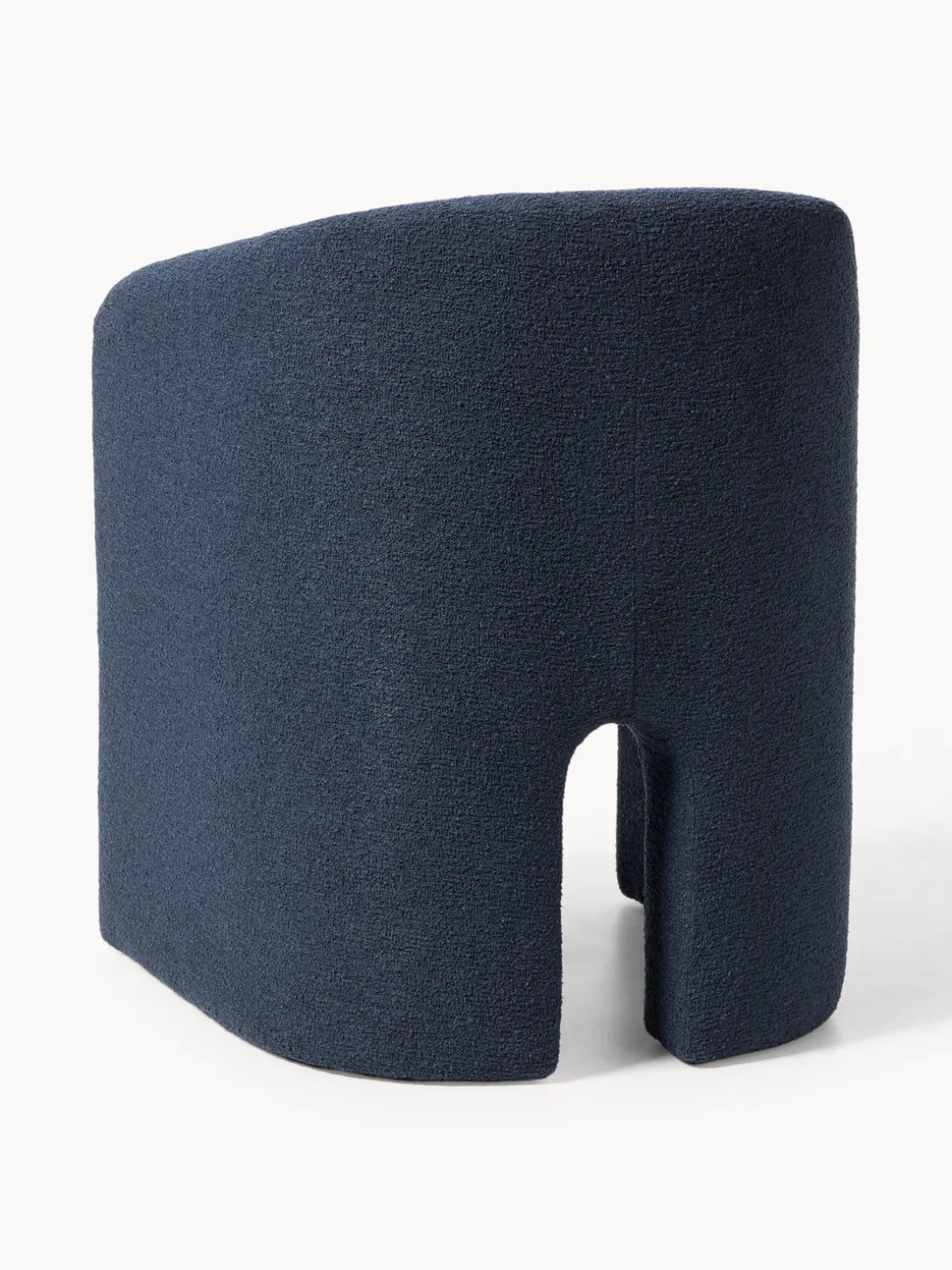 Sillón con reposabrazos en tejido bouclé Mairo