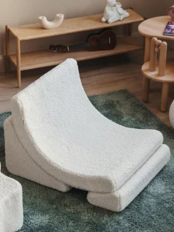 Sillón infantil artesanal de borreguillo Moon