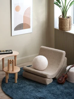 Sillón infantil artesanal de borreguillo Moon