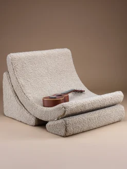 Sillón infantil artesanal de borreguillo Moon