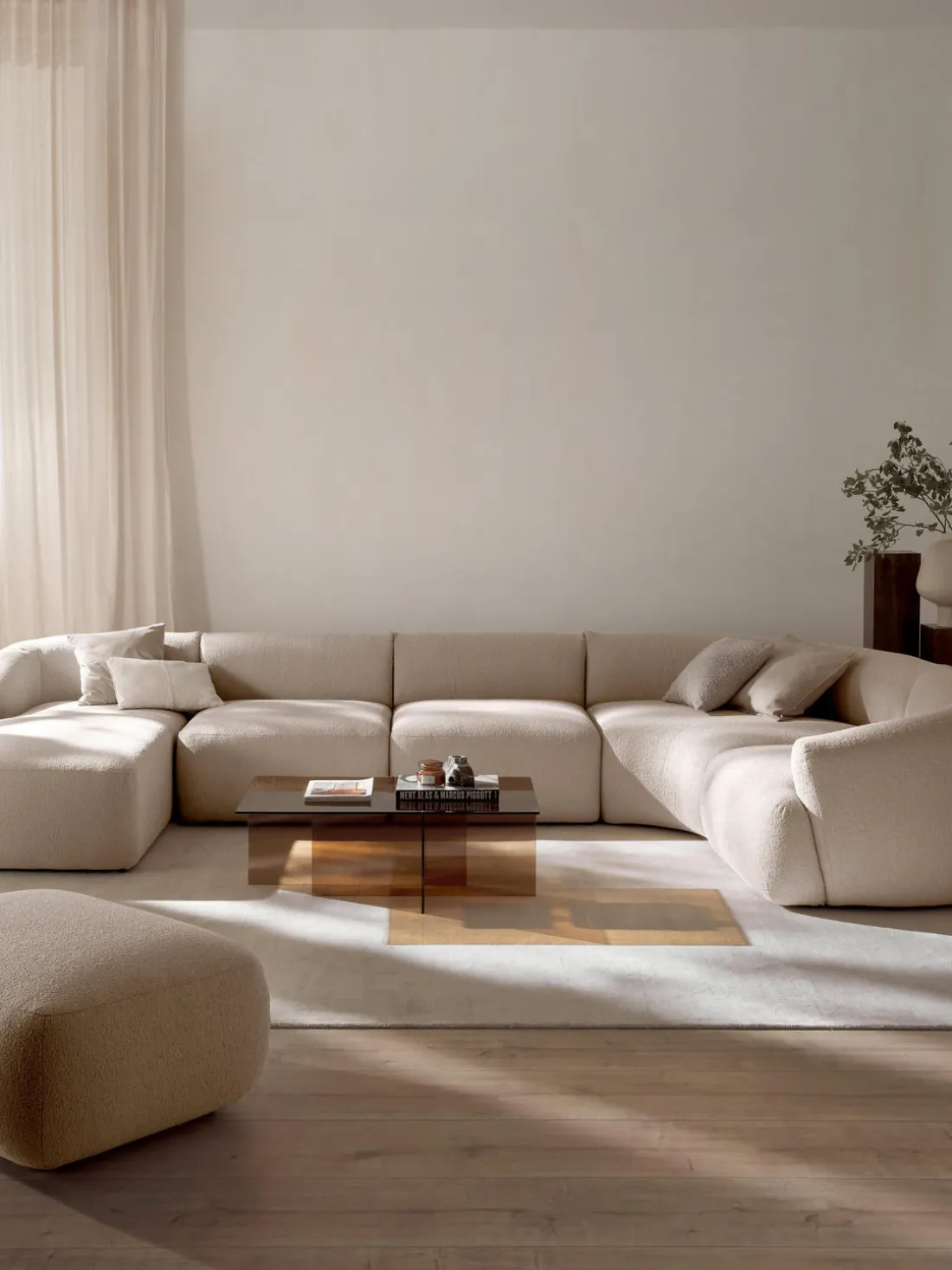 Sofá rinconera modular en tejido bouclé Sofia