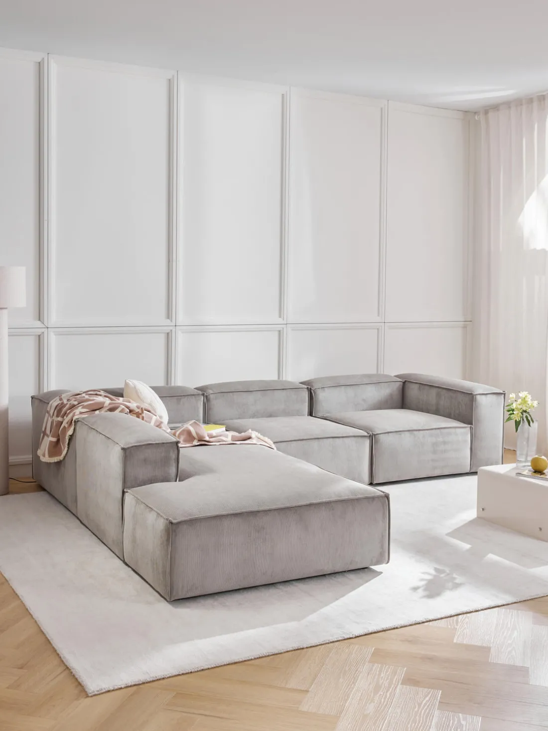 Sofá rinconera modular grande de pana Lennon