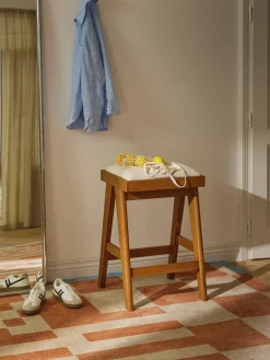 Taburete alto con acolchado Sissi