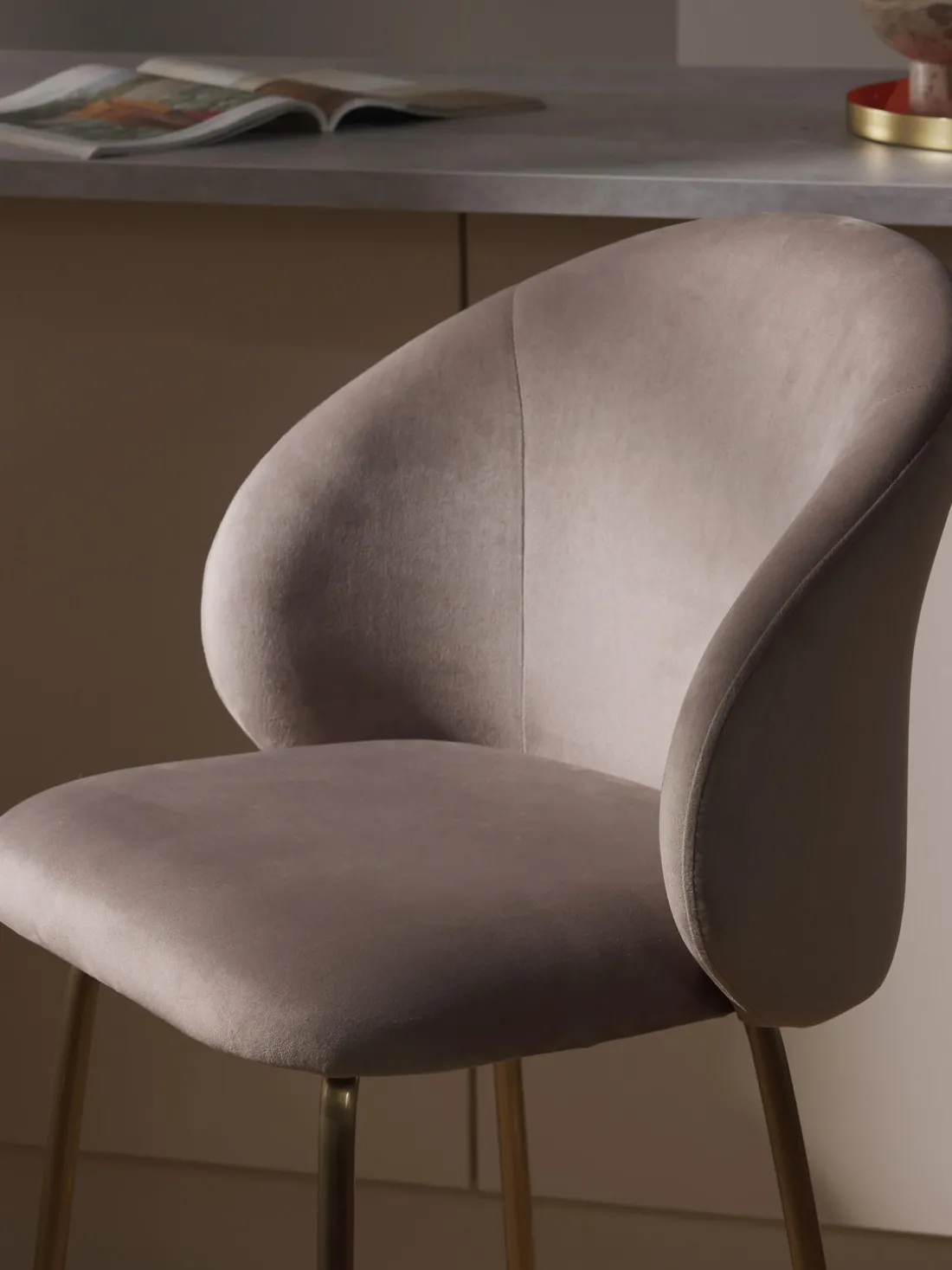 Taburete alto de terciopelo Luisa