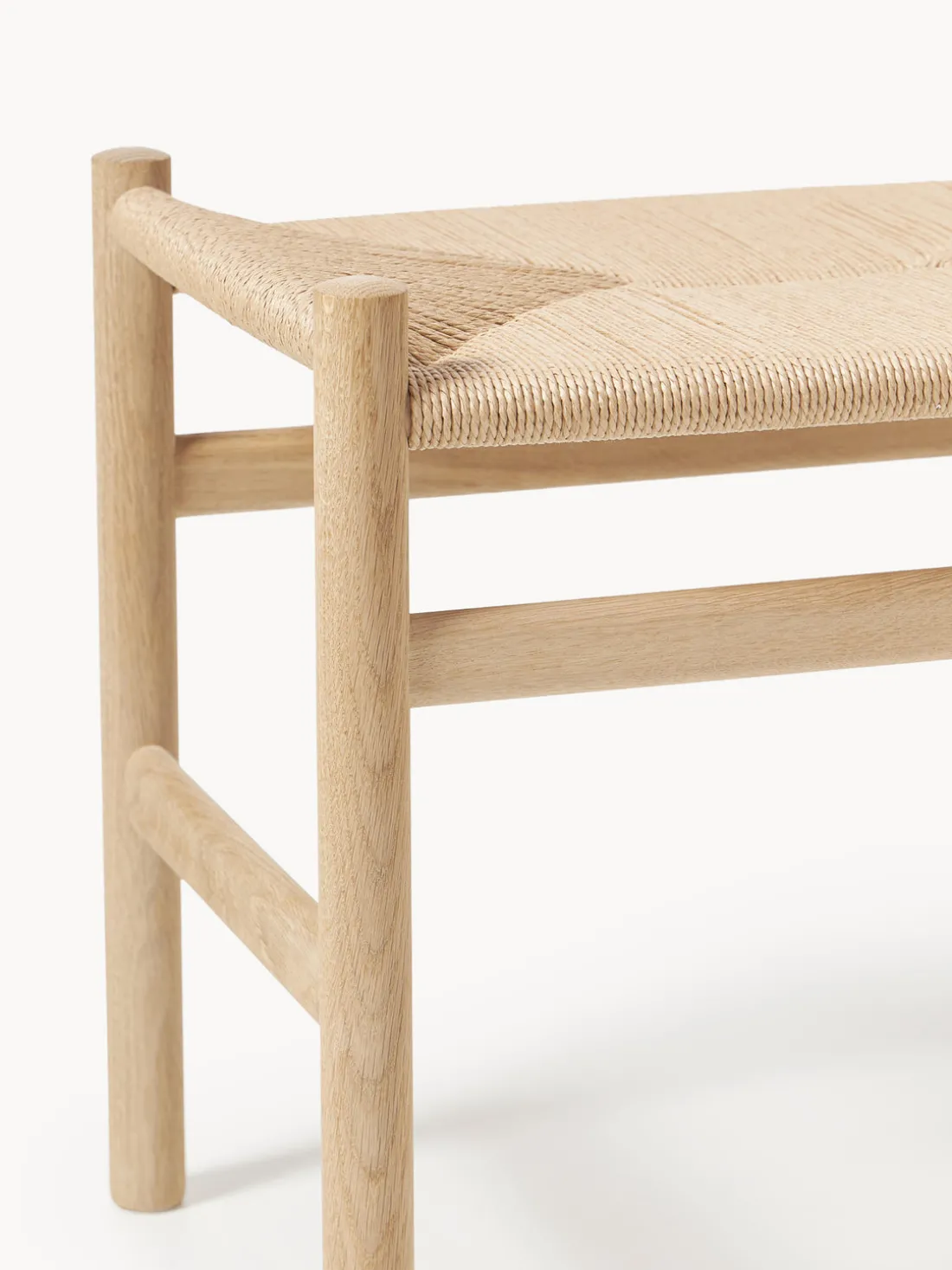 Taburete con asiento tejido a mano CH53