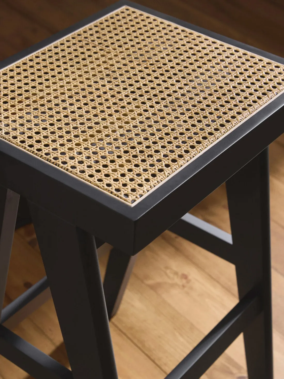 Taburete de bar con tejido vienés Sissi