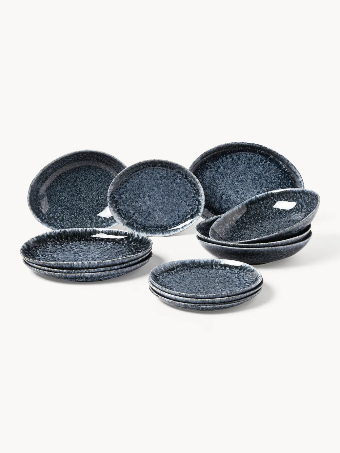 Vajilla artesanal en forma orgánica Macey, 4 comensales (12 pzas.)