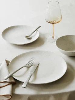 Vajilla artesanal Nordic Vanilla, 4 comensales (12 pzas.)