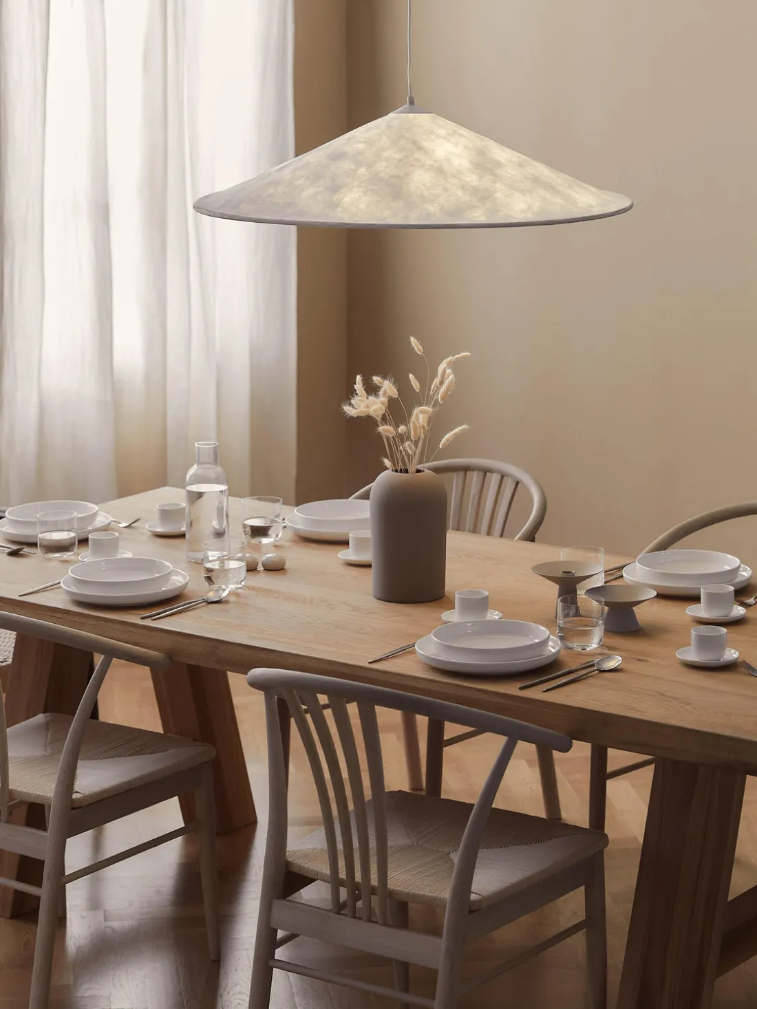 Vajilla de porcelana Nessa, 4 comensales (12 pzas.)