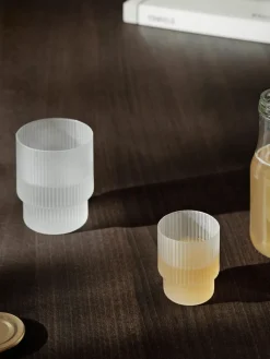 Vasos de agua soplados con relieves Ripple, 4 uds.