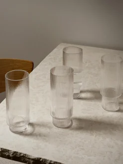 Vasos soplados con relieves Ripple, 4 uds.
