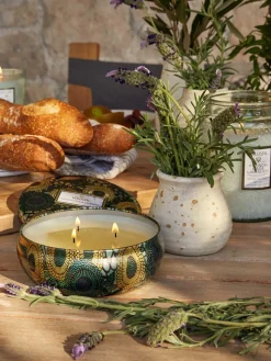 Vela perfumada artesanal de tres mechas Japonica Collection (madera de cacao, verbena y lavanda)