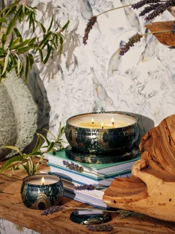 Vela perfumada artesanal Japonica Collection (madera de cacao, verbena y lavanda)