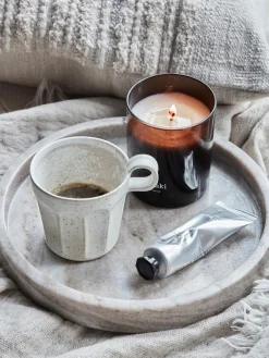 Vela perfumada Dark Wood (nuez moscada, clavo y ámbar)