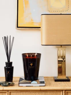 Vela perfumada de cinco mechas Prestigieuses (cuero, secuoya, ámbar)