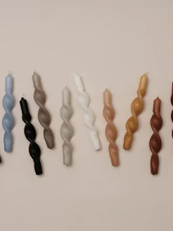 Velas cónicas artesanales Twist, 2 uds.