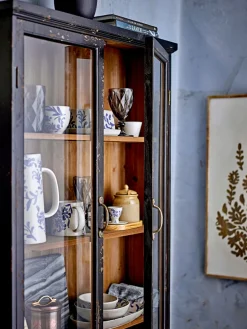 Vitrina de madera Hazem