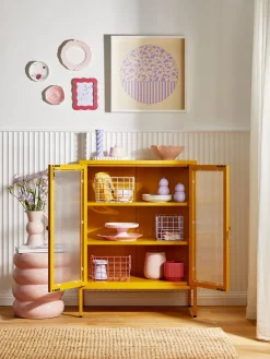 Vitrina de metal con cristal acanalado The Mixer