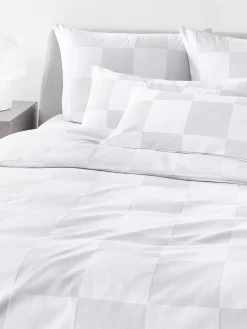 Westwing | Crosby Studios, funda de almohada de algodón a cuadros Damier