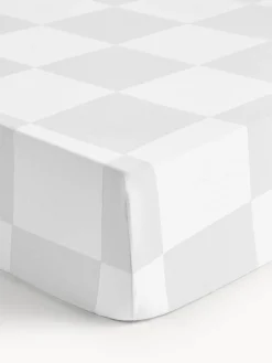 Westwing | Crosby Studios, sábana bajera a cuadros de algodón Damier