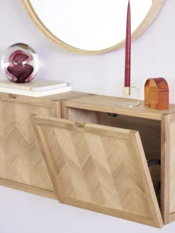 Zapatero de pared de roble Herringbone